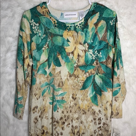NWT Alfred Dunner 2 Tops Size Small Floral Shirts - Picture 2 of 14